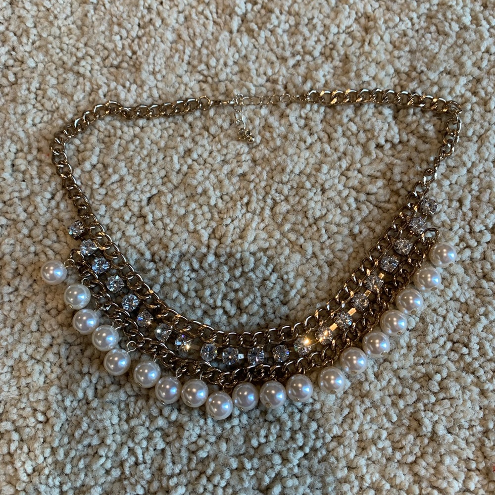 Gold necklace!